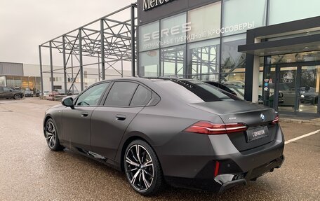 BMW 5 серия, 2024 год, 8 070 000 рублей, 3 фотография