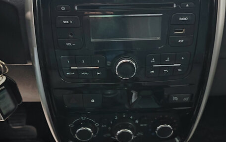 Nissan Terrano III, 2017 год, 1 050 000 рублей, 13 фотография