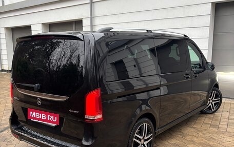 Mercedes-Benz V-Класс, 2017 год, 4 850 000 рублей, 6 фотография