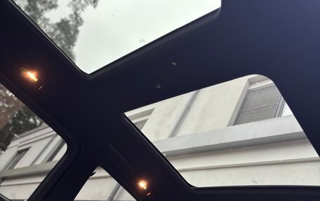 Mercedes-Benz V-Класс, 2017 год, 4 850 000 рублей, 27 фотография