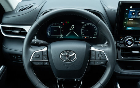 Toyota Highlander, 2025 год, 6 590 000 рублей, 32 фотография