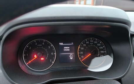 Renault Duster, 2021 год, 2 200 000 рублей, 4 фотография