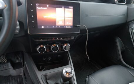 Renault Duster, 2021 год, 2 200 000 рублей, 5 фотография