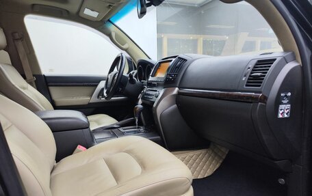 Toyota Land Cruiser 200, 2011 год, 2 899 000 рублей, 13 фотография