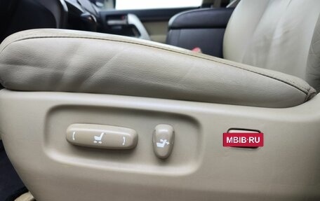 Toyota Land Cruiser 200, 2011 год, 2 899 000 рублей, 27 фотография