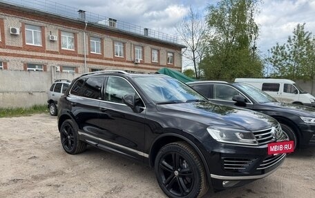 Volkswagen Touareg III, 2018 год, 3 850 000 рублей, 2 фотография