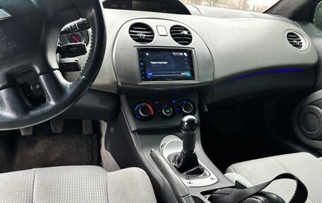 Mitsubishi Eclipse IV рестайлинг, 2005 год, 695 000 рублей, 13 фотография