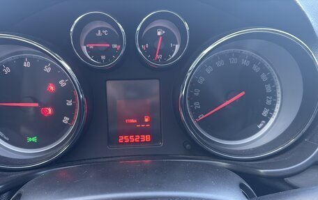 Opel Insignia II рестайлинг, 2012 год, 680 000 рублей, 6 фотография