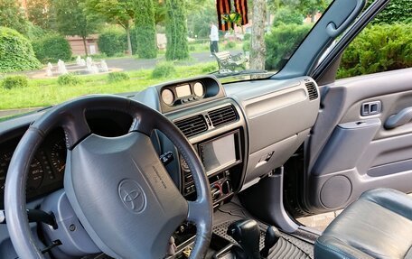 Toyota Land Cruiser Prado 90 рестайлинг, 1999 год, 1 200 000 рублей, 11 фотография