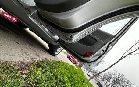 Hyundai Santa Fe III рестайлинг, 2004 год, 690 000 рублей, 18 фотография