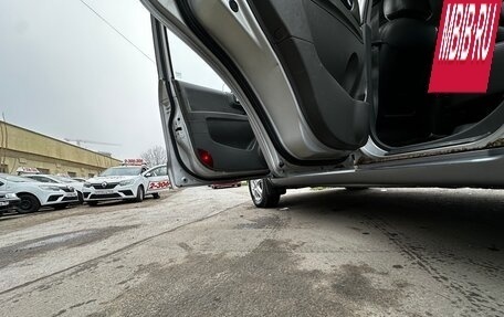 Hyundai Santa Fe III рестайлинг, 2004 год, 690 000 рублей, 20 фотография