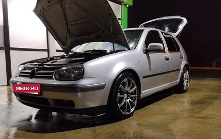 Volkswagen Golf IV, 2001 год, 350 000 рублей, 2 фотография