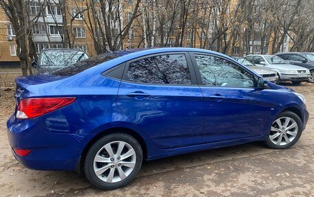 Hyundai Solaris II рестайлинг, 2013 год, 820 000 рублей, 5 фотография