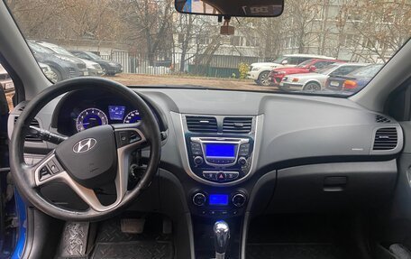 Hyundai Solaris II рестайлинг, 2013 год, 820 000 рублей, 6 фотография