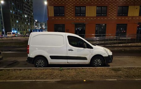 Peugeot Partner II рестайлинг 2, 2011 год, 330 000 рублей, 1 фотография