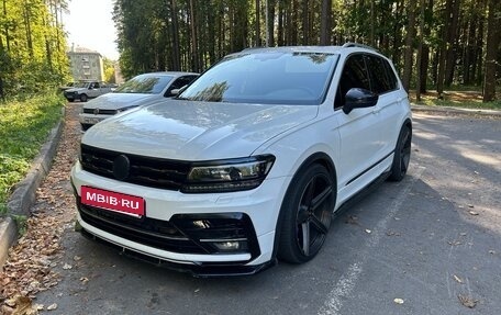 Volkswagen Tiguan II, 2018 год, 4 150 000 рублей, 1 фотография
