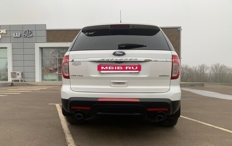 Ford Explorer VI, 2012 год, 1 700 000 рублей, 6 фотография