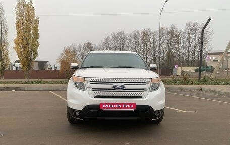 Ford Explorer VI, 2012 год, 1 700 000 рублей, 3 фотография