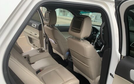Ford Explorer VI, 2012 год, 1 700 000 рублей, 14 фотография