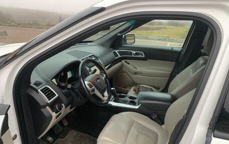 Ford Explorer VI, 2012 год, 1 700 000 рублей, 18 фотография