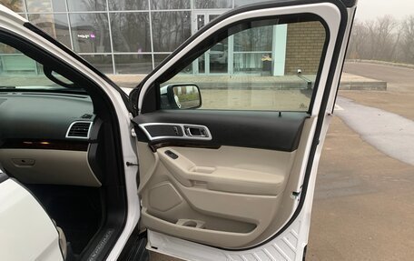 Ford Explorer VI, 2012 год, 1 700 000 рублей, 15 фотография