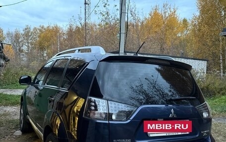 Mitsubishi Outlander III рестайлинг 3, 2008 год, 1 050 000 рублей, 2 фотография