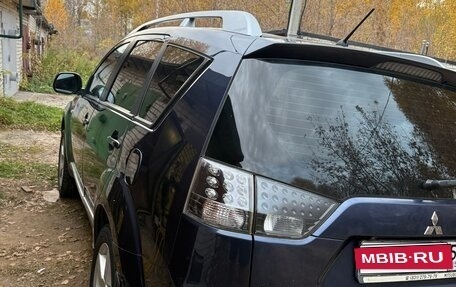 Mitsubishi Outlander III рестайлинг 3, 2008 год, 1 050 000 рублей, 10 фотография