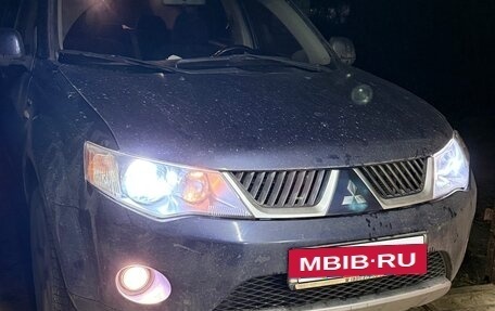 Mitsubishi Outlander III рестайлинг 3, 2008 год, 1 050 000 рублей, 12 фотография