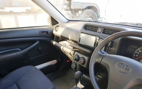 Toyota Probox I, 2018 год, 1 270 000 рублей, 13 фотография