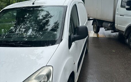 Peugeot Partner II рестайлинг 2, 2011 год, 330 000 рублей, 15 фотография