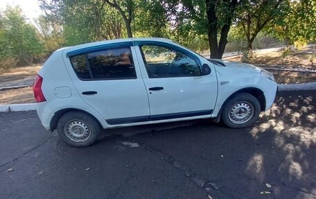Renault Sandero I, 2011 год, 500 000 рублей, 4 фотография