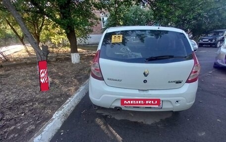 Renault Sandero I, 2011 год, 500 000 рублей, 3 фотография