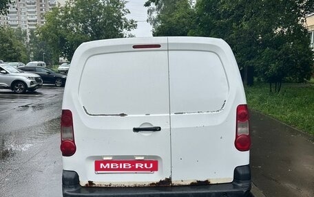 Peugeot Partner II рестайлинг 2, 2011 год, 330 000 рублей, 17 фотография