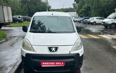 Peugeot Partner II рестайлинг 2, 2011 год, 330 000 рублей, 19 фотография