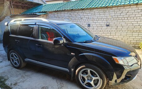 Mitsubishi Outlander III рестайлинг 3, 2007 год, 1 450 000 рублей, 3 фотография