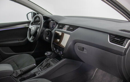 Skoda Octavia, 2017 год, 2 280 000 рублей, 9 фотография