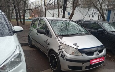 Mitsubishi Colt VI рестайлинг, 2004 год, 200 000 рублей, 1 фотография