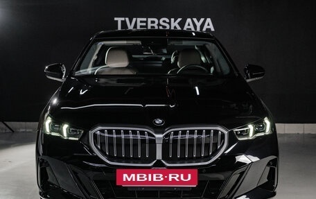 BMW 5 серия, 2025 год, 8 400 000 рублей, 6 фотография