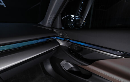 BMW 5 серия, 2025 год, 8 400 000 рублей, 14 фотография