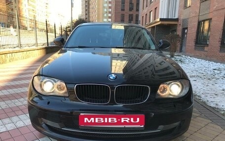 BMW 1 серия, 2010 год, 1 100 000 рублей, 2 фотография