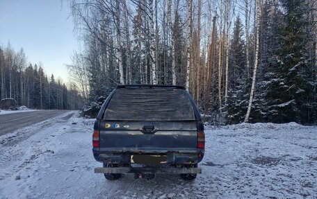 Mitsubishi L200 III рестайлинг, 2000 год, 400 000 рублей, 3 фотография