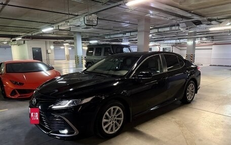 Toyota Camry, 2021 год, 3 400 000 рублей, 4 фотография