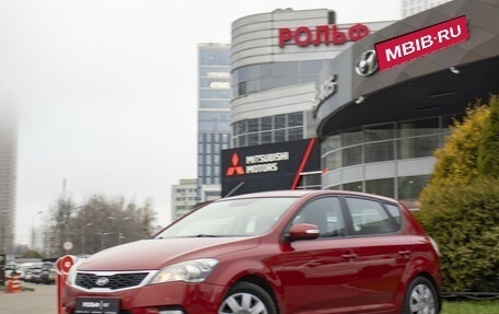 KIA cee'd I рестайлинг, 2011 год, 725 000 рублей, 1 фотография