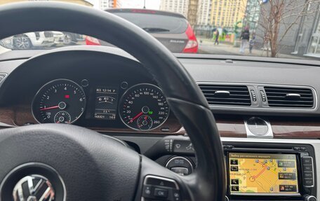 Volkswagen Passat B7, 2012 год, 1 280 000 рублей, 13 фотография