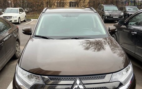Mitsubishi Outlander III рестайлинг 3, 2021 год, 3 490 000 рублей, 5 фотография