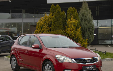 KIA cee'd I рестайлинг, 2011 год, 725 000 рублей, 3 фотография