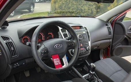 KIA cee'd I рестайлинг, 2011 год, 725 000 рублей, 14 фотография