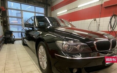 BMW 7 серия, 2003 год, 1 300 000 рублей, 3 фотография