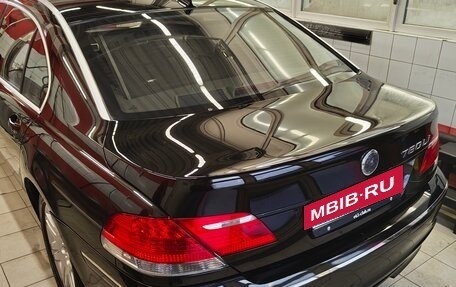 BMW 7 серия, 2003 год, 1 300 000 рублей, 6 фотография