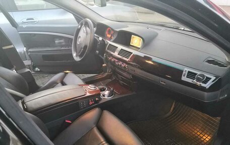 BMW 7 серия, 2003 год, 1 300 000 рублей, 16 фотография